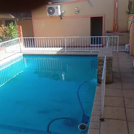 De'Moore Guest House Johannesburg Exterior photo